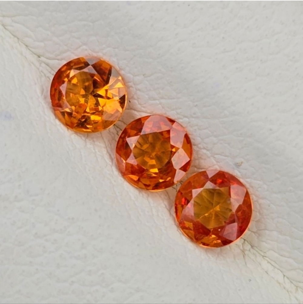 0.51 Ct "Top Quality" Natural Orange Sapphire Set